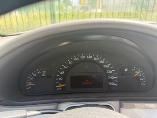 2001 Mercedes-Benz C-Класс 220 II (W203), бежевый, 427087 рублей, вид 5