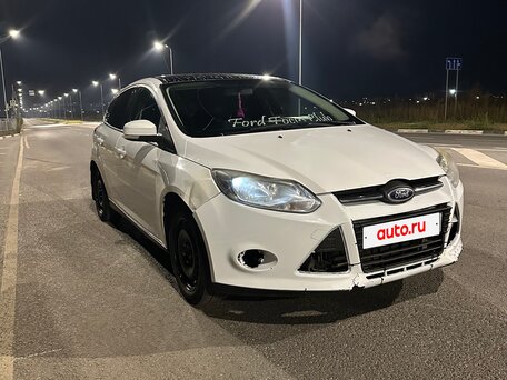 2014 Ford Focus III, белый, 400000 рублей, вид 3