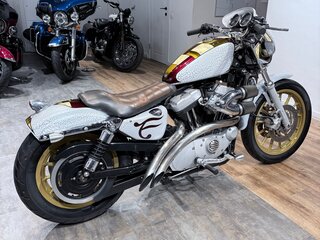 2005 Harley-Davidson Sportster 1200, белый, 850000 рублей, вид 3