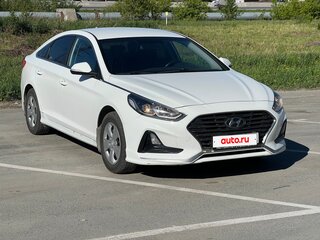 2019 Hyundai Sonata VII (LF) Рестайлинг, белый, 899000 рублей, вид 1