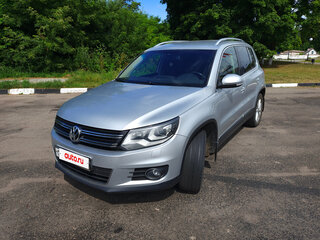 2012 Volkswagen Tiguan I Рестайлинг, серебристый, 1400000 рублей, вид 3