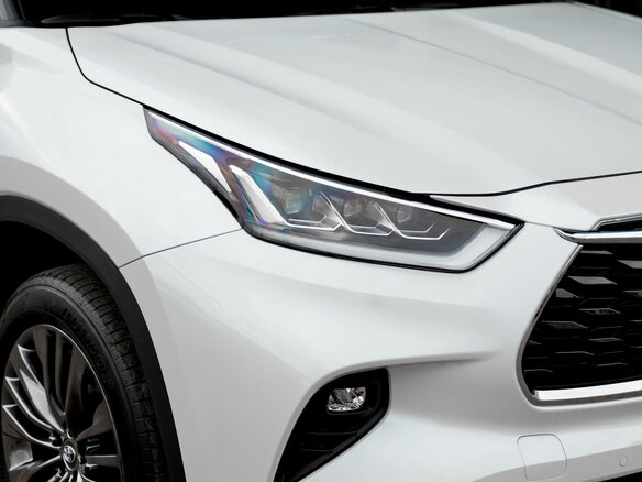 2026 Toyota Highlander IV (XU70), белый - вид 6