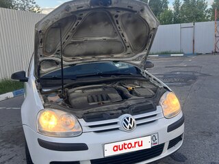 2008 Volkswagen Golf V, белый, 450000 рублей, вид 2