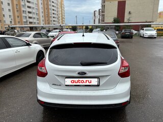 2012 Ford Focus III, белый, 730000 рублей, вид 3