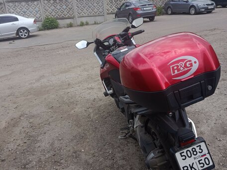 2011 Honda VFR 1200, красный, 500000 рублей, вид 2