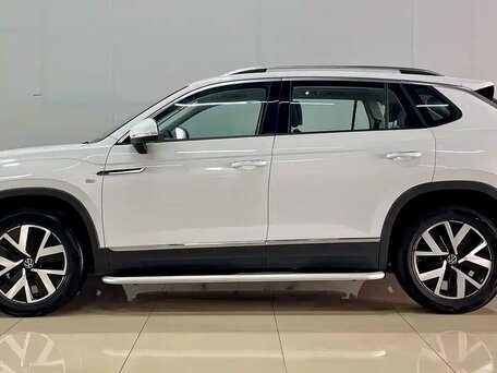 2023 Volkswagen Tayron I Рестайлинг, белый, 2050000 рублей, вид 5