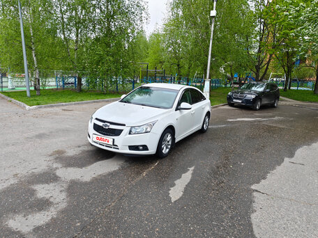 2012 Chevrolet Cruze I, белый, 800000 рублей, вид 1