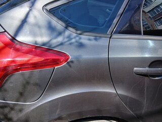 2015 Ford Focus III Рестайлинг, серый, 1200000 рублей, вид 3