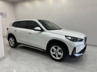 2023 BMW X1 Long 20Li sDrive III (U11/U12), белый, 2700000 рублей, вид 4