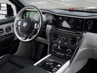2026 Rolls-Royce Cullinan I Рестайлинг (Series II), чёрный, 63000000 рублей, вид 5