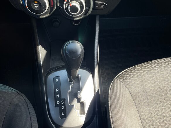 2011 Kia Rio III, чёрный, 870000 рублей - вид 11