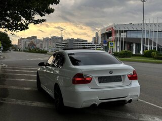 2007 BMW 3 серии 318i V (E90/E91/E92/E93), белый, 900000 рублей, вид 4