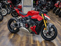 2026 Ducati Streetfighter V4, красный, 3090000 рублей - вид 6