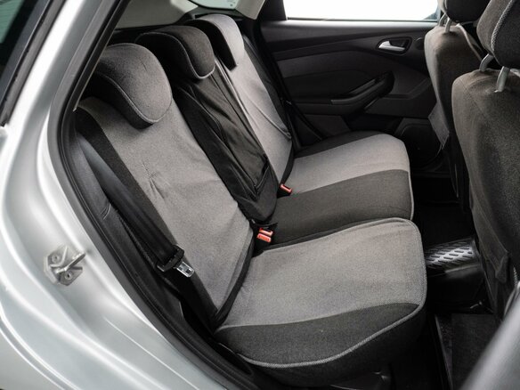 2011 Ford Focus III, серебристый, 1000000 рублей - вид 6