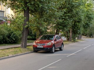2008 Nissan Dualis, красный, 696000 рублей, вид 1