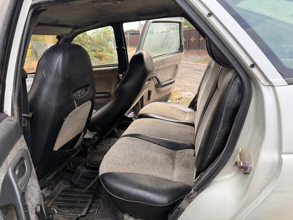 2004 Lada (ВАЗ) 2112, серебристый, 120000 рублей - вид 5