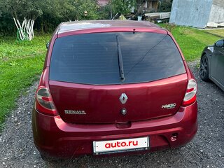 2010 Renault Sandero I, красный, 290000 рублей, вид 5