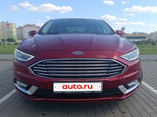 2016 Ford Fusion (North America) II Рестайлинг, красный, 1400000 рублей, вид 3