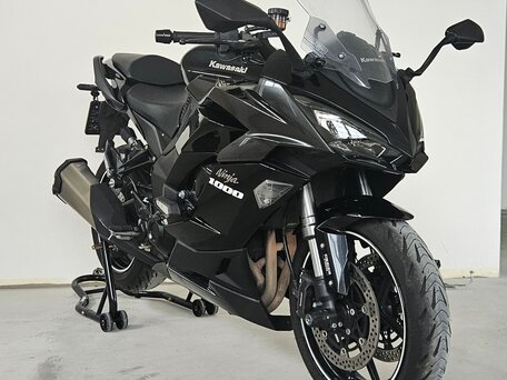 2021 Kawasaki Ninja 1000 SX, чёрный, 1250000 рублей, вид 3