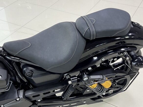 2013 Yamaha XV950 Bolt, чёрный - вид 17