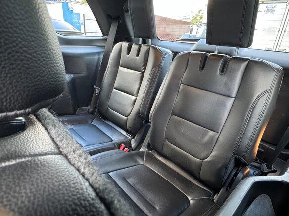 2017 Ford Explorer V Рестайлинг, чёрный, 3100000 рублей - вид 10