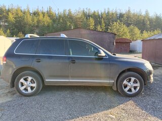 2008 Volkswagen Touareg I Рестайлинг, чёрный, 1250000 рублей, вид 5