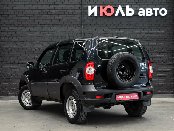 2018 Chevrolet Niva I Рестайлинг, чёрный, 800000 рублей - вид 7