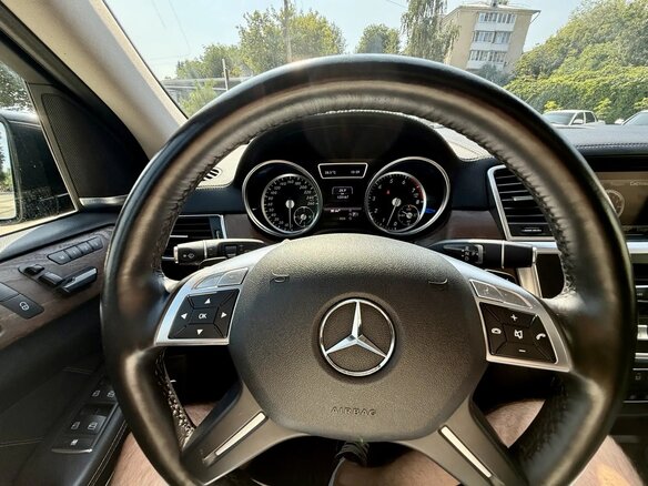 2013 Mercedes-Benz GL-Класс 500 II (X166), чёрный, 2500000 рублей - вид 16