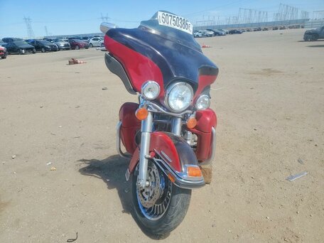2010 Harley-Davidson Electra Glide, красный, 675427 рублей, вид 4