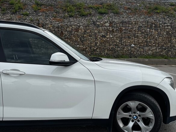2014 BMW X1 18i I (E84) Рестайлинг, белый, 1450000 рублей - вид 6