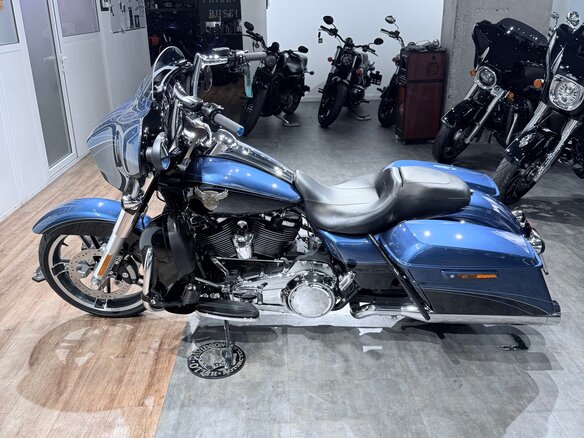 2018 Harley-Davidson Street Glide, синий, 1999000 рублей - вид 8