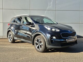 2018 Kia Sportage IV Рестайлинг, чёрный, 2090000 рублей, вид 3