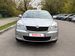 2011 Skoda Octavia II (A5) Рестайлинг, серый, 715000 рублей, вид 2