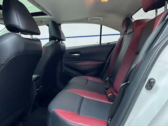 2023 Toyota Corolla XII (E210), белый, 1590055 рублей - вид 8