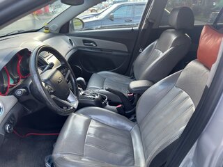 2013 Chevrolet Cruze I Рестайлинг, серый, 780000 рублей, вид 5