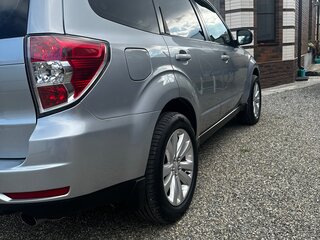 2012 Subaru Forester III Рестайлинг, серебристый, 1350000 рублей, вид 4