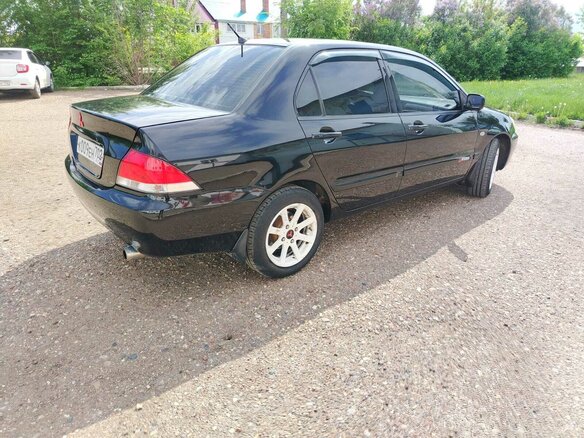 2007 Mitsubishi Lancer IX Рестайлинг, чёрный, 400000 рублей - вид 5