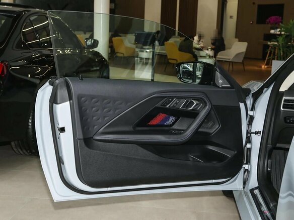 2025 BMW 2 серии 220i G42 Рестайлинг, чёрный, 6325000 рублей - вид 16