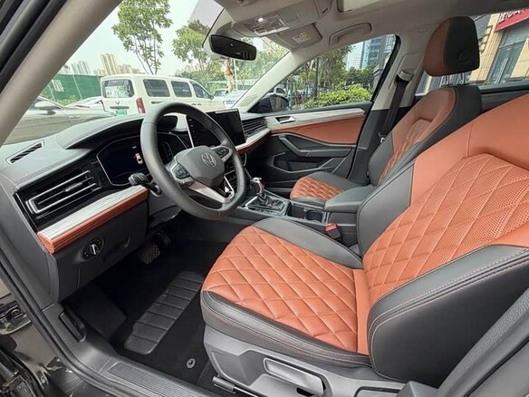 2022 Volkswagen Sagitar III Рестайлинг, чёрный, 1600000 рублей - вид 6