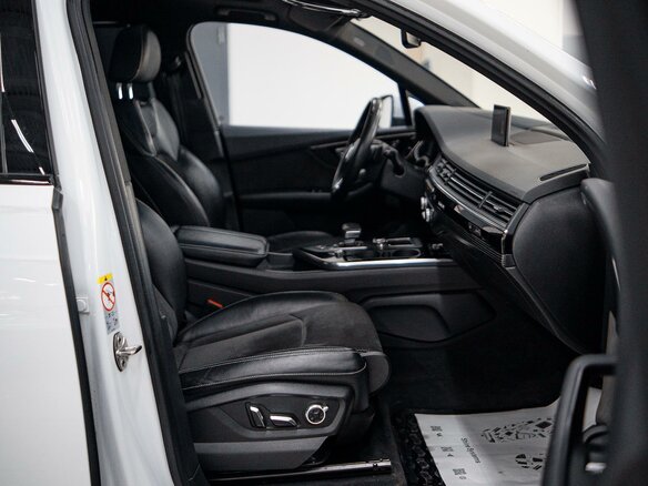 2017 Audi Q7 II (4M), белый, 4372000 рублей - вид 9