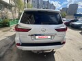 2017 Lexus LX 450d III Рестайлинг 2, белый, 7200000 рублей - вид 7