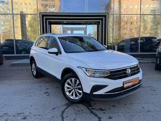 2021 Volkswagen Tiguan II Рестайлинг, белый, 3065000 рублей, вид 4