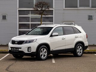 2019 Kia Sorento II Рестайлинг, белый, 1832000 рублей, вид 1