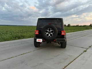 2020 Jeep Wrangler IV (JL), чёрный, 3850000 рублей, вид 2