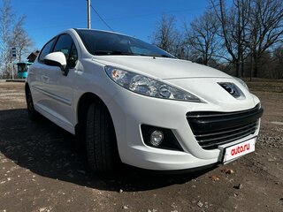 2010 Peugeot 207 I Рестайлинг, белый, 400000 рублей, вид 4