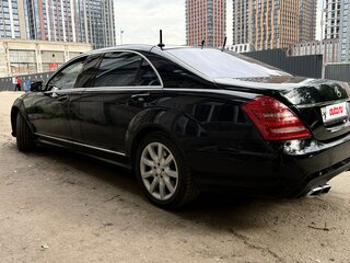 2008 Mercedes-Benz S-Класс 500 Long V (W221), чёрный, 1869000 рублей, вид 4