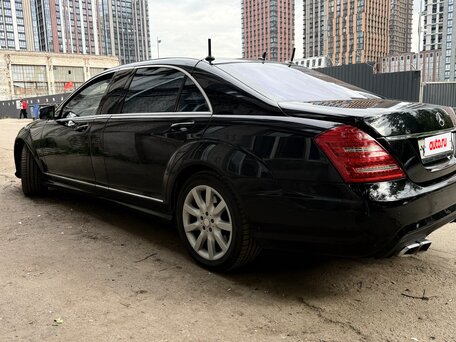 2008 Mercedes-Benz S-Класс 500 Long V (W221), чёрный, 2050000 рублей, вид 4