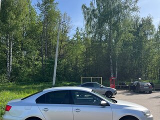 2012 Volkswagen Jetta VI, серебристый, 950000 рублей, вид 3