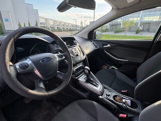 2011 Ford Focus III, красный, 680000 рублей, вид 3