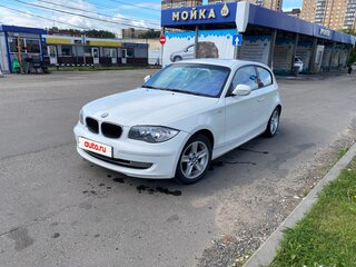 2011 BMW 1 серии 116i I (E81/E82/E87/E88) Рестайлинг, белый, 735000 рублей, вид 1